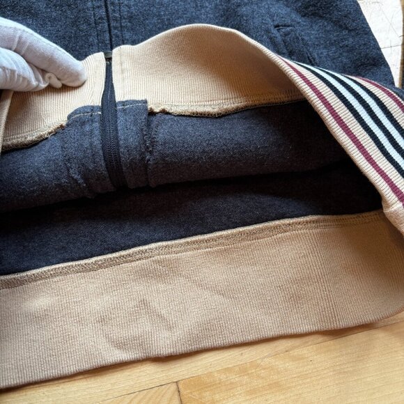 Burberry Women's Grey Striped Zip-Up Jacket – Size S - Picture 10 of 15